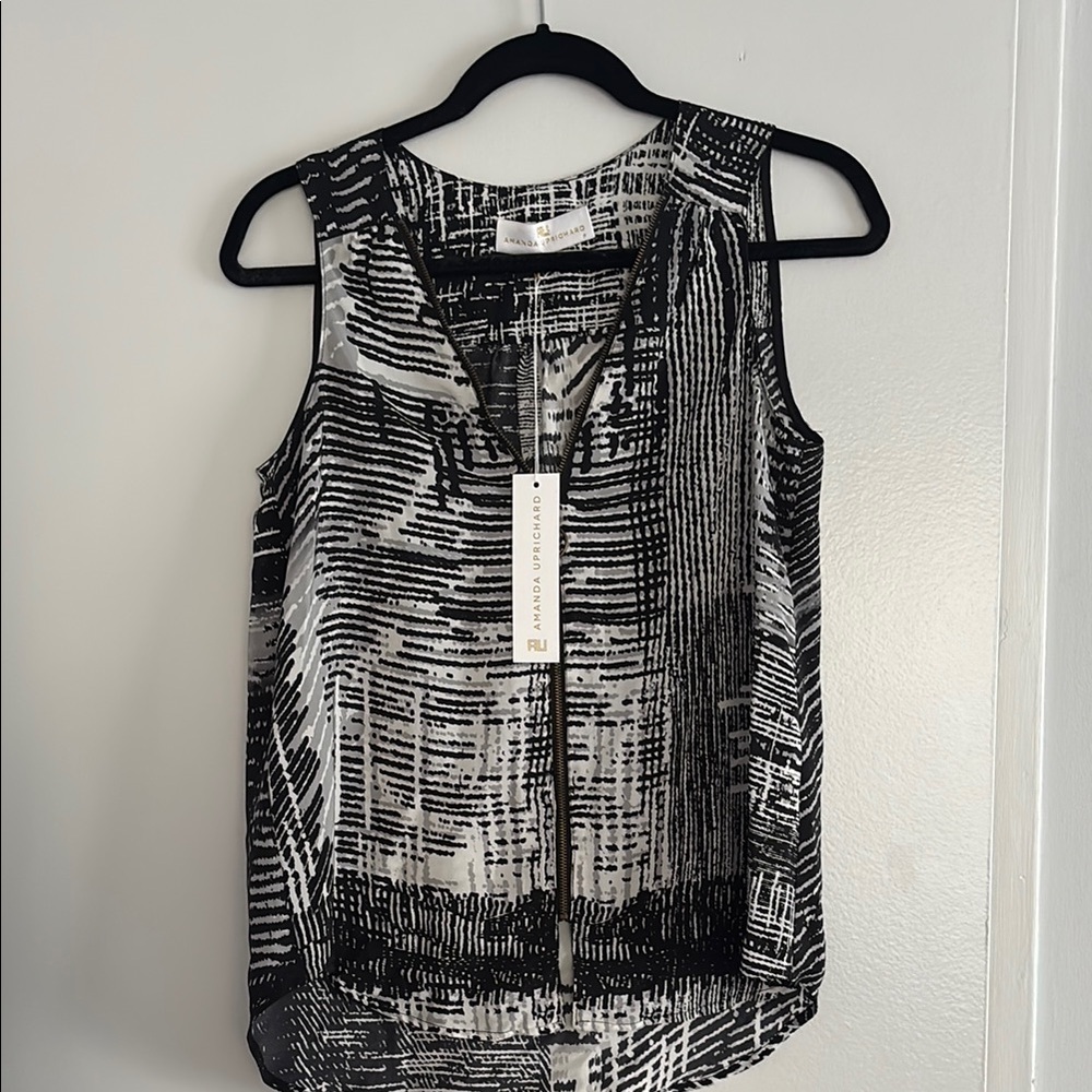 NWT Amanda Uprichard Black and White Asymmetrical Sleeveless Tank Top